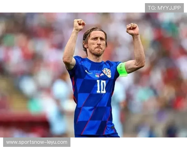 莫德里奇与皇马续约至2024,续写传奇篇章