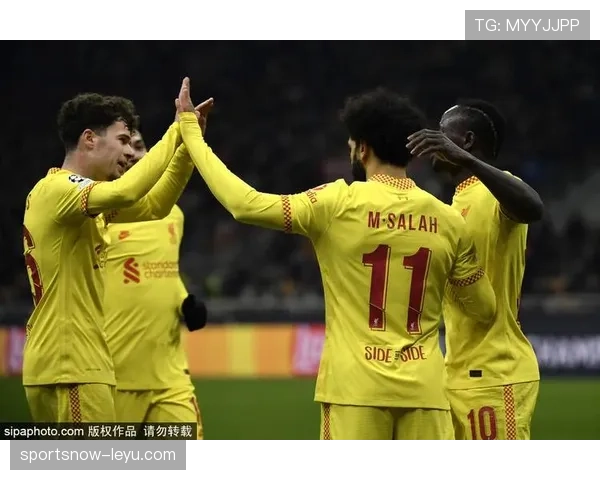 滕哈赫迎战克洛普，英超焦点战引爆战术对决